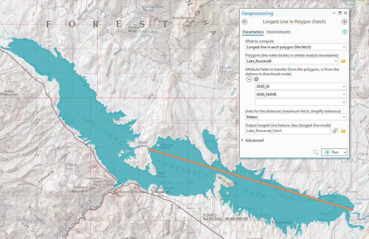 Lake Roosevelt with its computed fetch line threading the open water of the lower lake between islands, beside the geoprocessing pane filled for longest-line mode with the GNIS_ID and GNIS_NAME fields transferring and the output named Lake_Roosevelt_Fetch